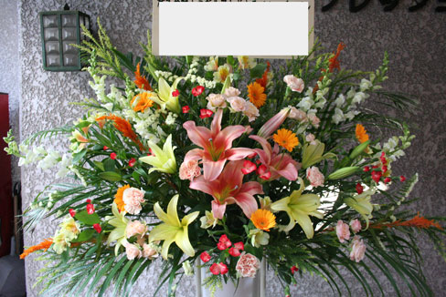 スタンド花　花束　花ギフト　花を贈る　フラワーギフト　誕生日花百合２