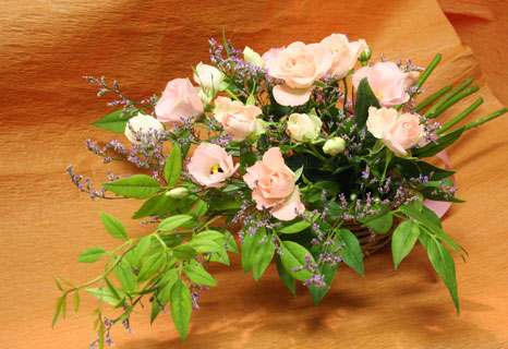 スタンド花　花束　花ギフト　花を贈る　フラワーギフト　誕生日花ふくにしさんスプレイ