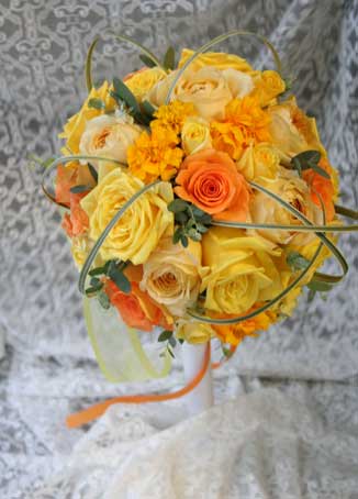 スタンド花　花束　花ギフト　花を贈る　フラワーギフト　誕生日花ミラコスタ　オレンジ