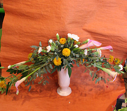 スタンド花　花束　花ギフト　花を贈る　フラワーギフト　誕生日花イさん　カラー